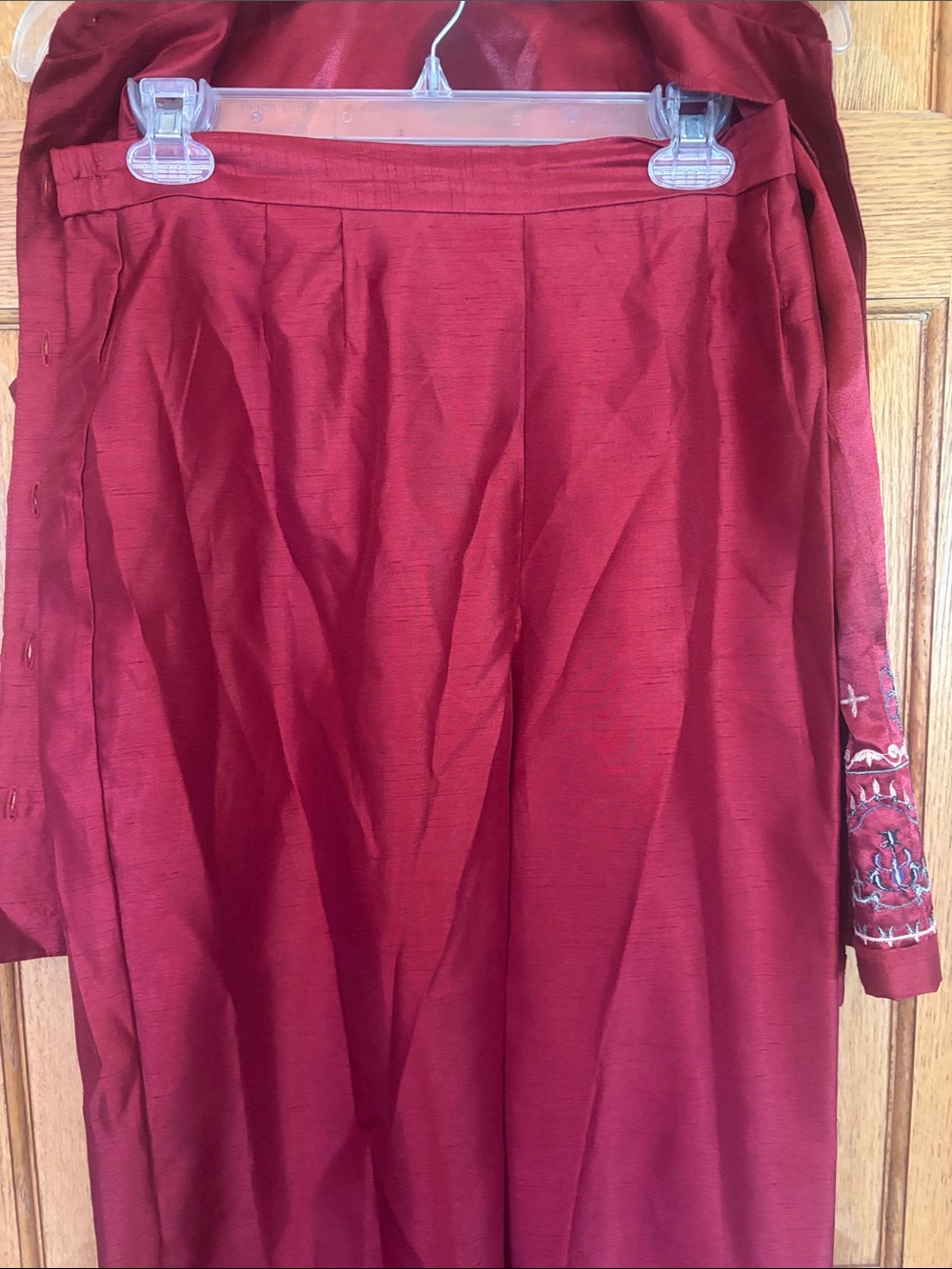 Sleeveless Embroidered Two-Piece Set - Wine - Picture 5 of 5